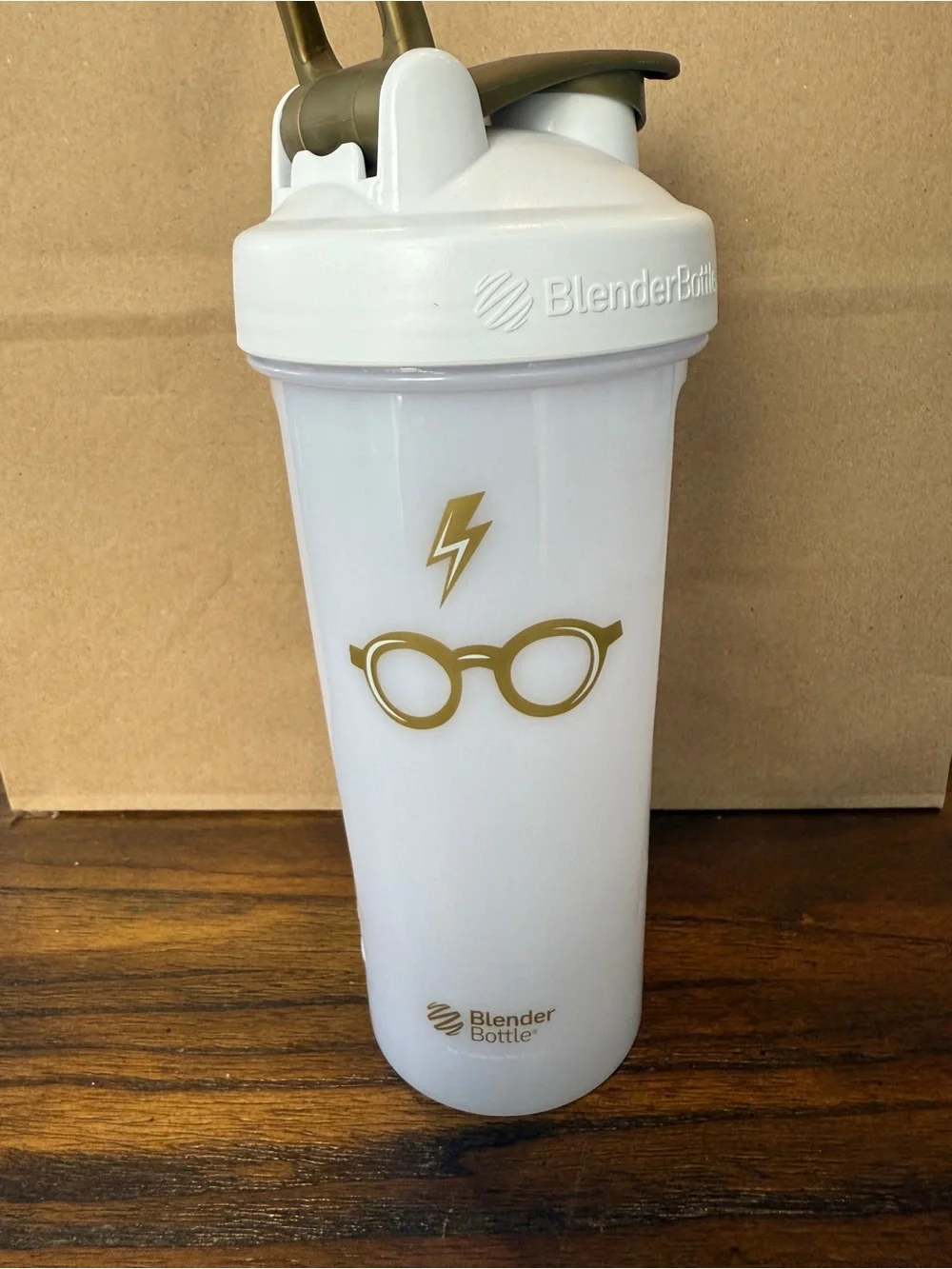 BlenderBottle White Shaker with Gold Lightning & Glasses Graphic Harry Potter